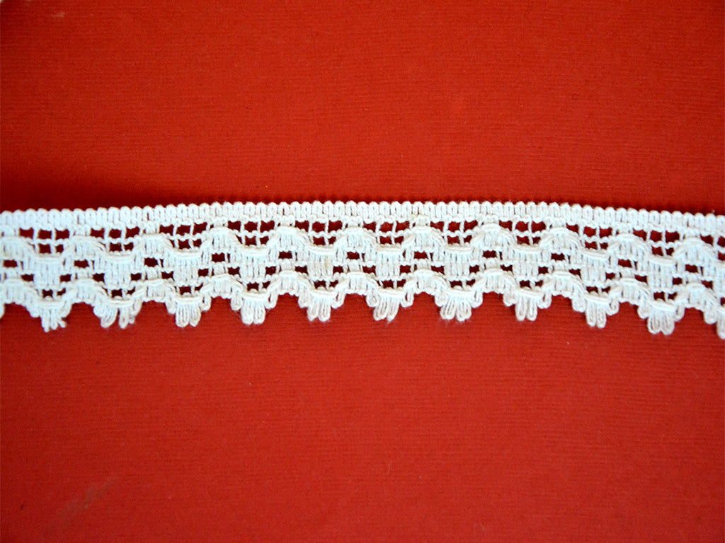 Off White Pattern L-67 Dyeable Cotton Crochet Lace