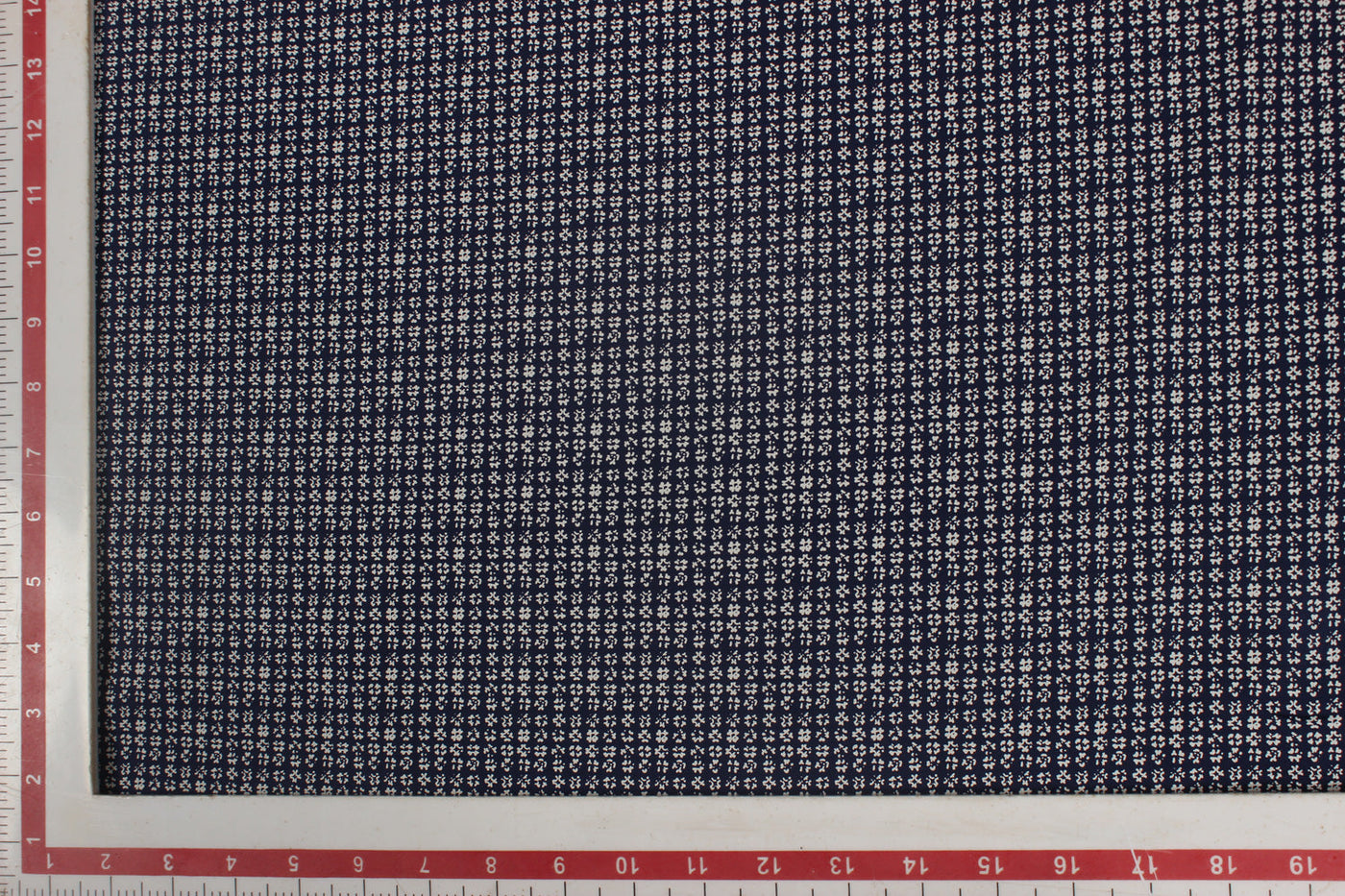 navy-blue-printed-cotton-poplin-fabric-4233122