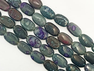 Multicolor Spotted Oval Designer Glass Beads