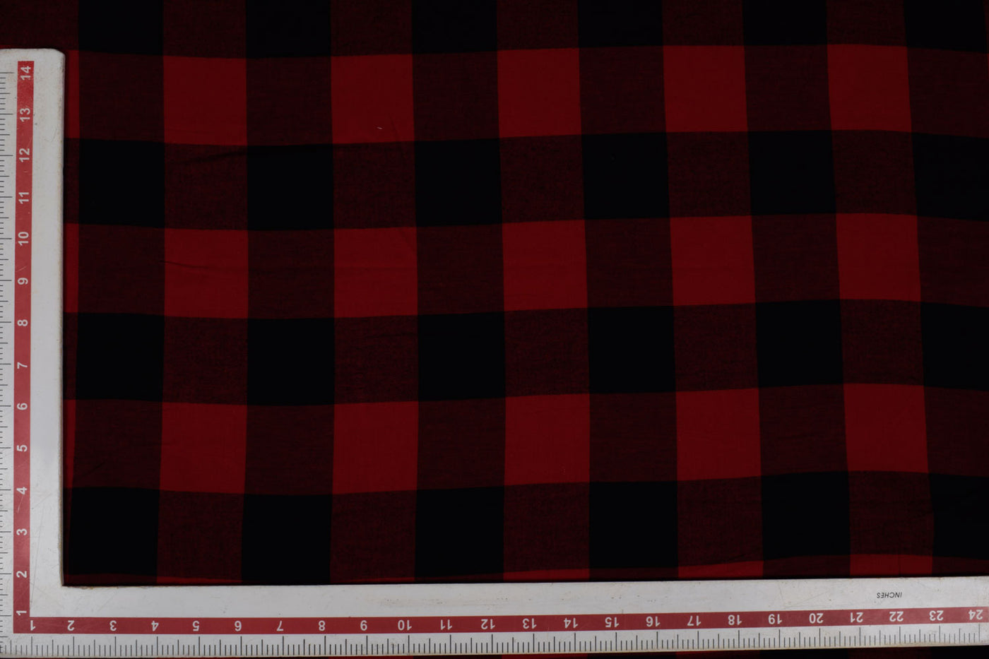 Precut Of 2.5 Meters Of Black & Red Checks Cotton Yarn Dyed Brushed Twill Fabric