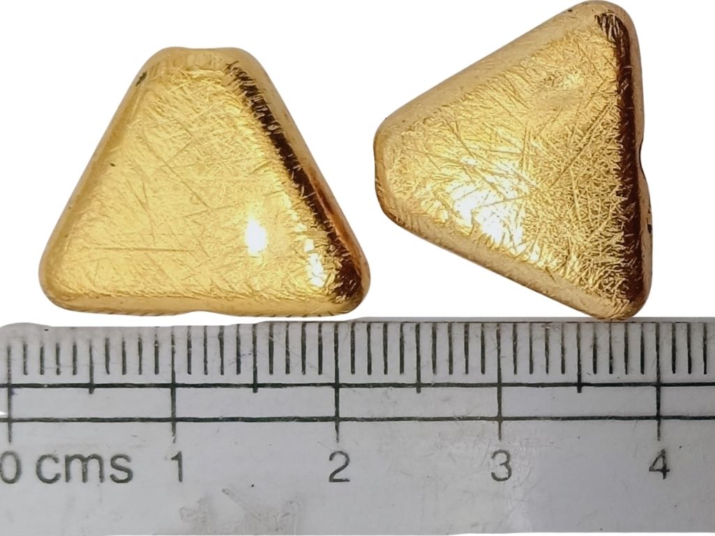 Golden Triangle Zari Acrylic Beads