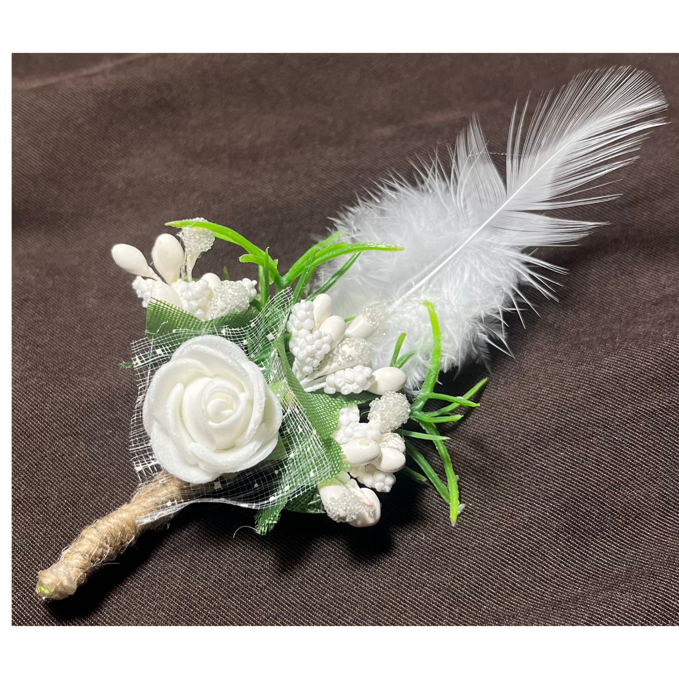 White Faux Feather Flower Brooch ( Wholesale )