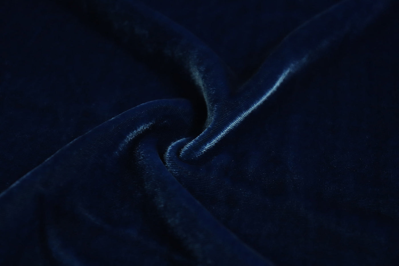 Precut Of 3 Meters Of Blue Plain Silk Velvet Fabric