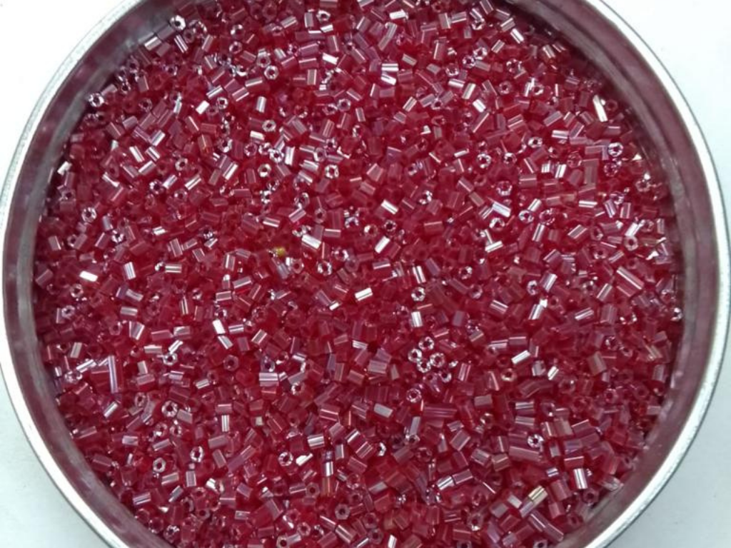 Red Lustre 2 Cut Glass Seed Beads- 2 mm