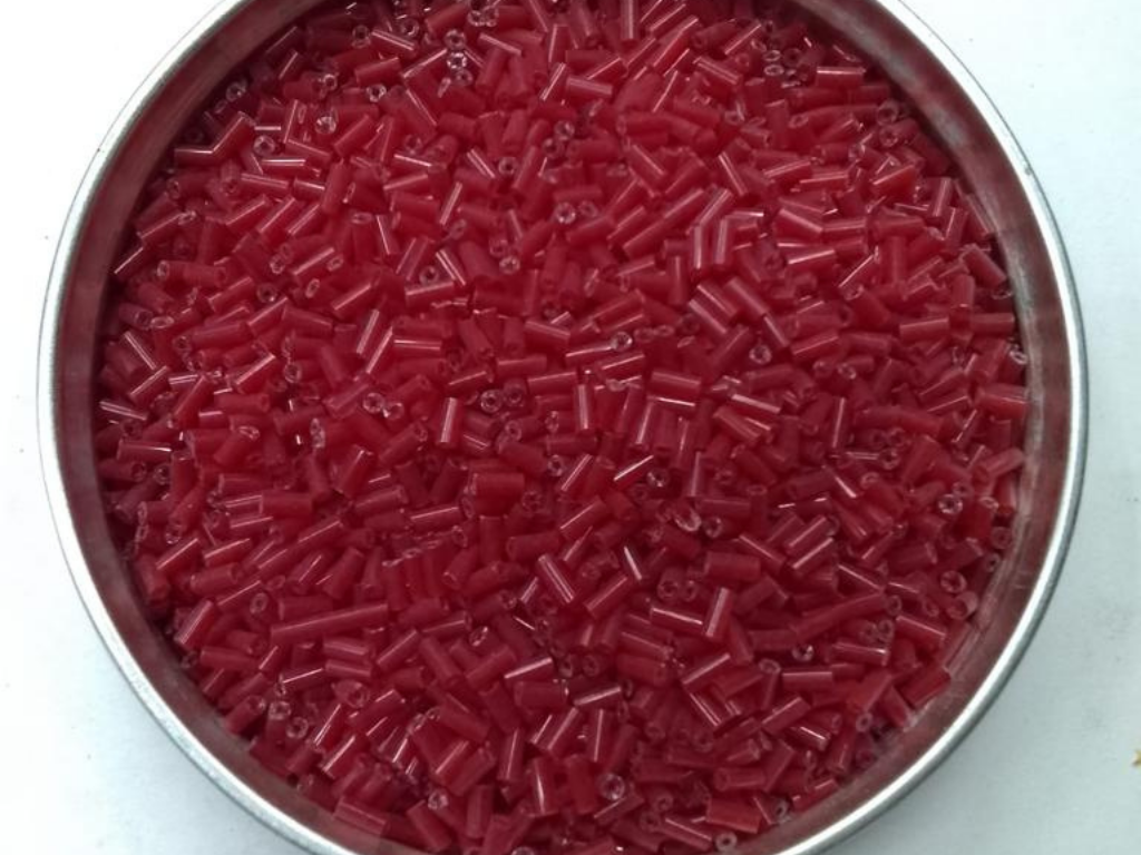 Magenta Pipe Glass Seed Beads- 4.5 mm (Wholesale)