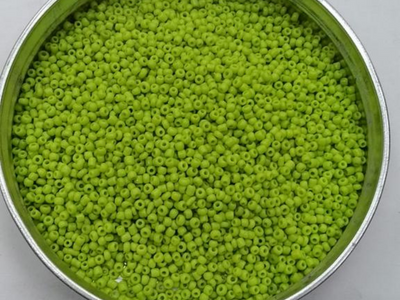 लाइम ग्रीन गोल रोकेले ग्लास सीड बीड्स- 2 मिमी