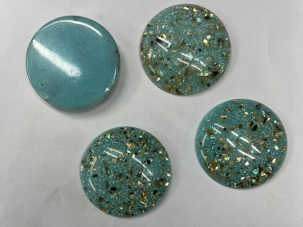 Blue Circular Plastic Stones With Hole