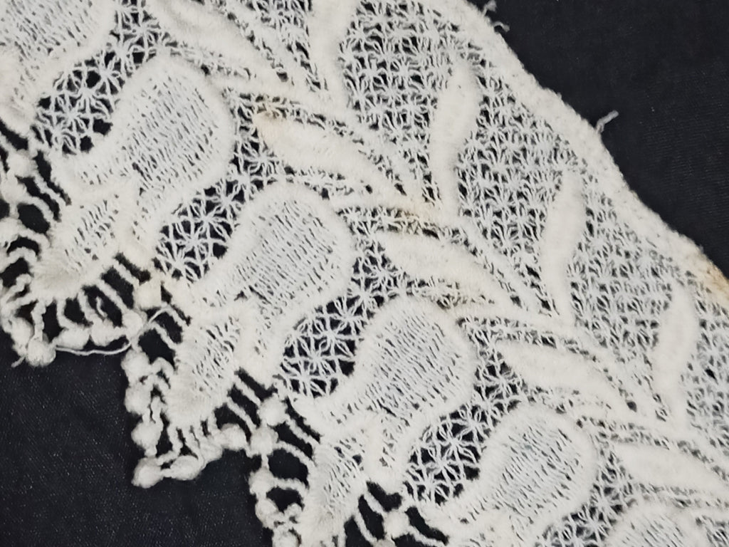 White Dyeable Greige Design LAF Cotton Crochet Laces