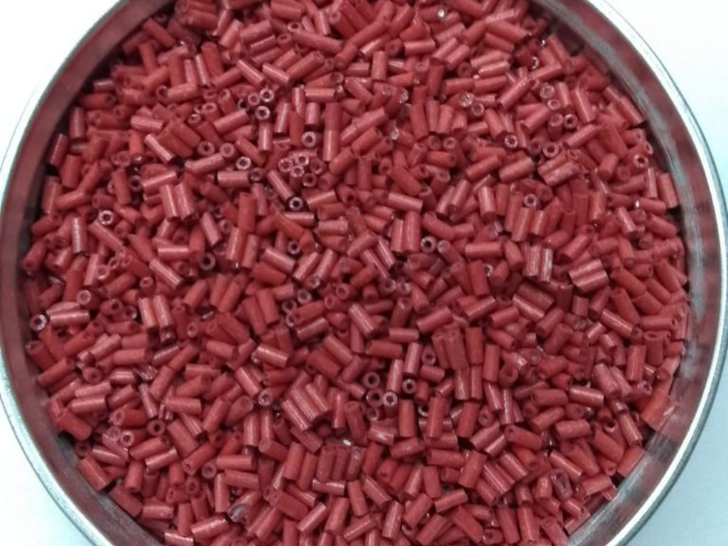 Red Opaque Pipe Glass Seed Beads- 4.5 mm