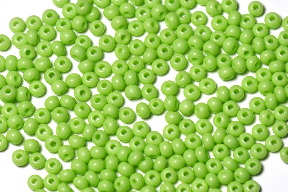 Parrot Green Opaque Preciosa Seeds Beads