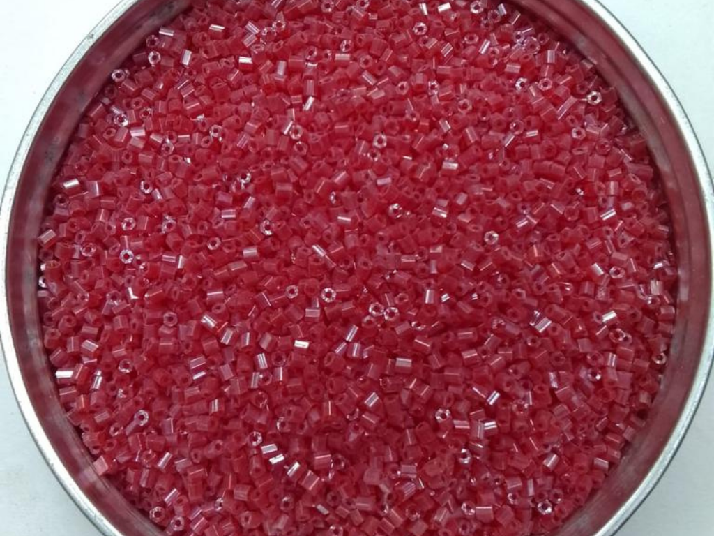 Red Lustre 2 Cut Glass Seed Beads- 2 mm