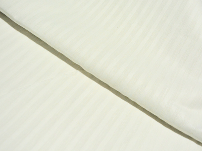 शुद्ध सफ़ेद ढीला बुना सुपीरियर कॉटन लिनन (थोक)