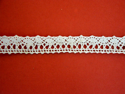 Off White Pattern L-70 Dyeable Cotton Crochet Lace (Wholesale)