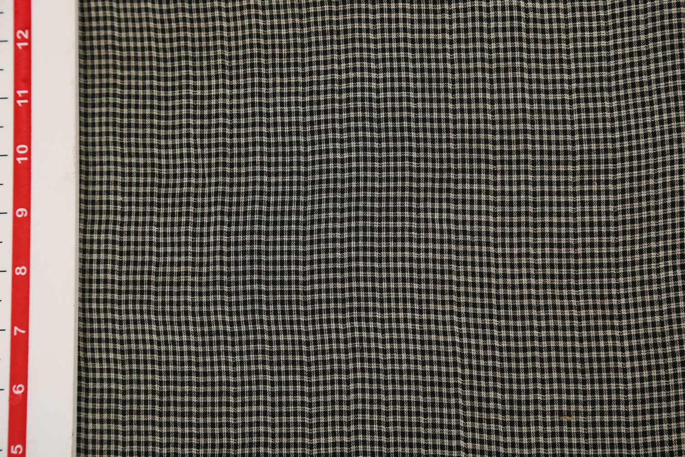 Precut of 1.5 Meters of Dark Gray & Black Checks Cotton Yarn Dyed Double Cloth Fabric