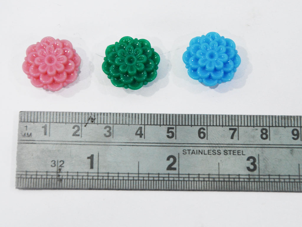 assorted-flower-plastic-beads