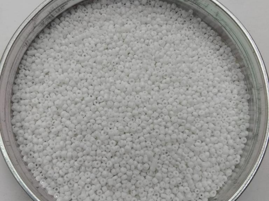 White Opaque Round Rocaille Glass Seed Beads- 2 mm (Wholesale)