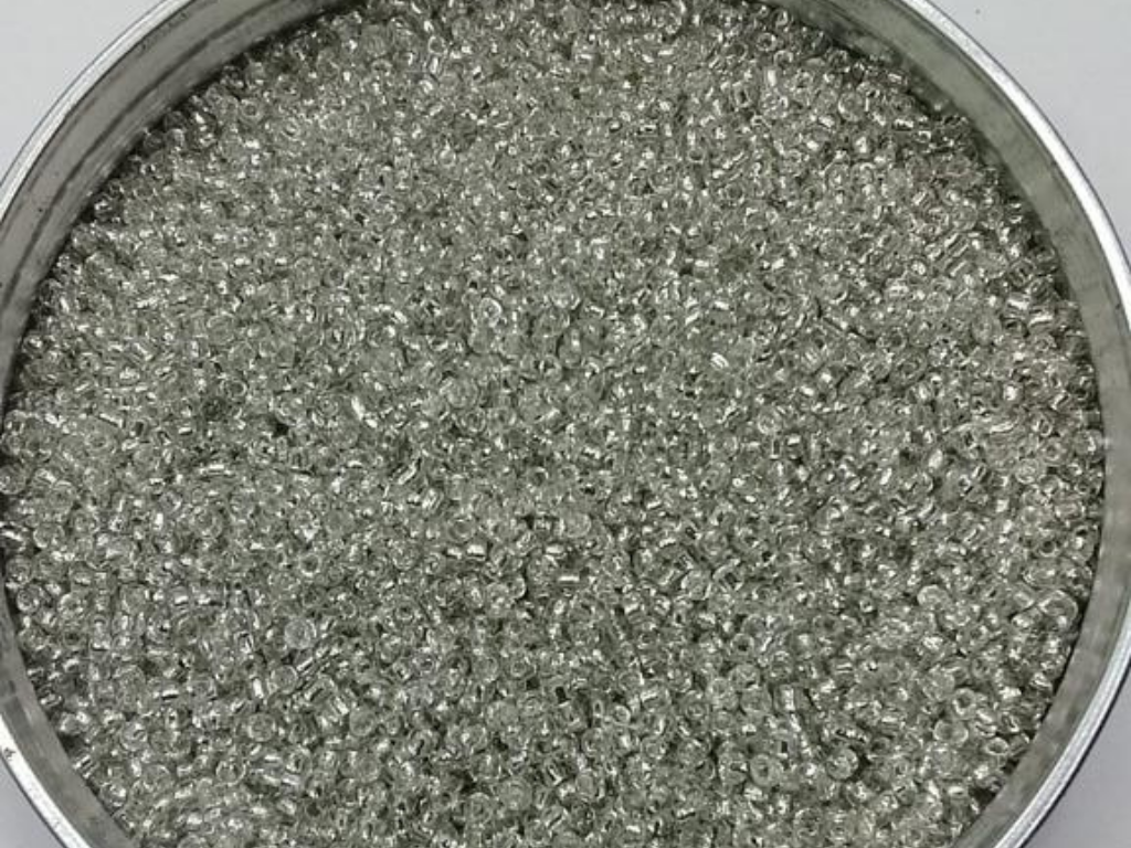 White Silverline Round Rocaille Glass Seed Beads- 2 mm (Wholesale)