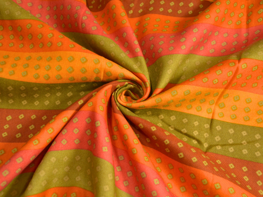 Multicolor Diamond Printed Semi Pashimna Woolen Fabric