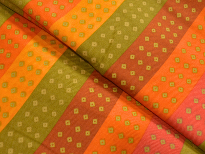 Multicolor Diamond Printed Semi Pashimna Woolen Fabric