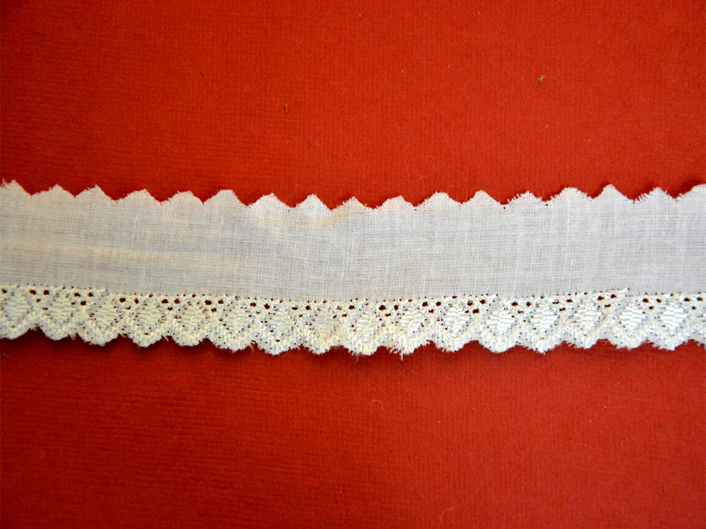 White Pattern L-52 Dyeable Cotton Poly Lace