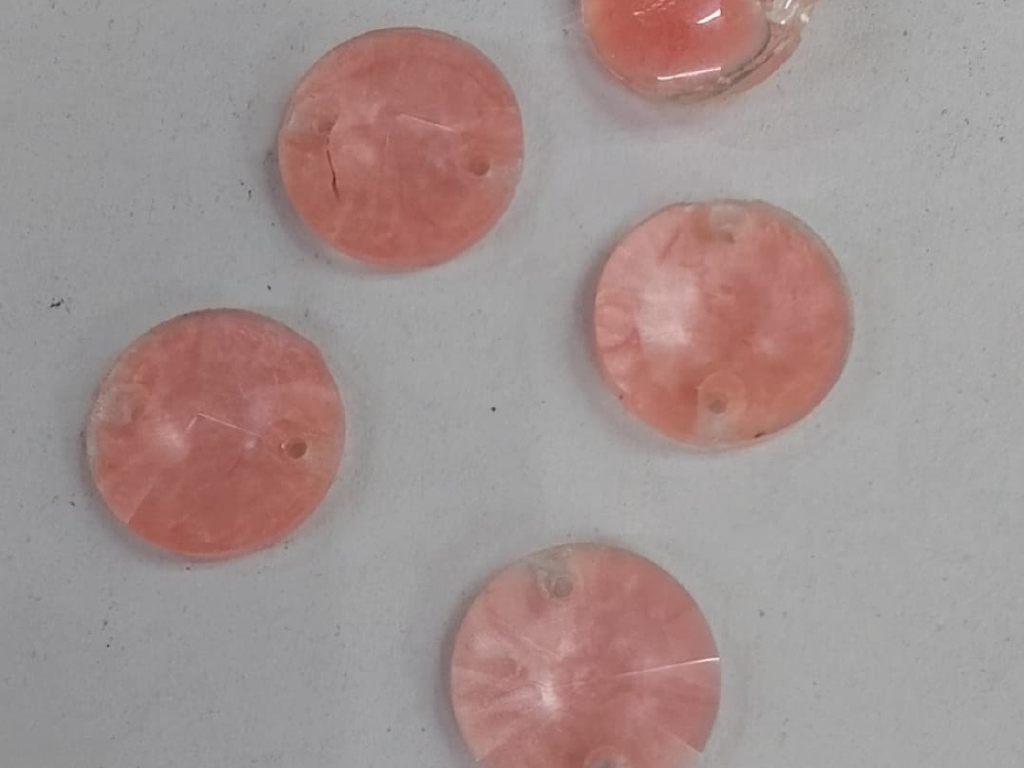 Light Pink Round 2 Hole Glass Stones