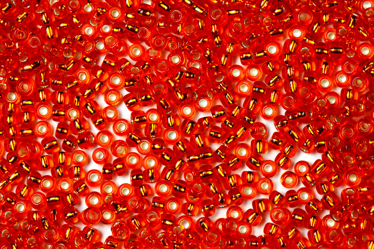 Tomato Red Preciosa Silverline Seeds Beads