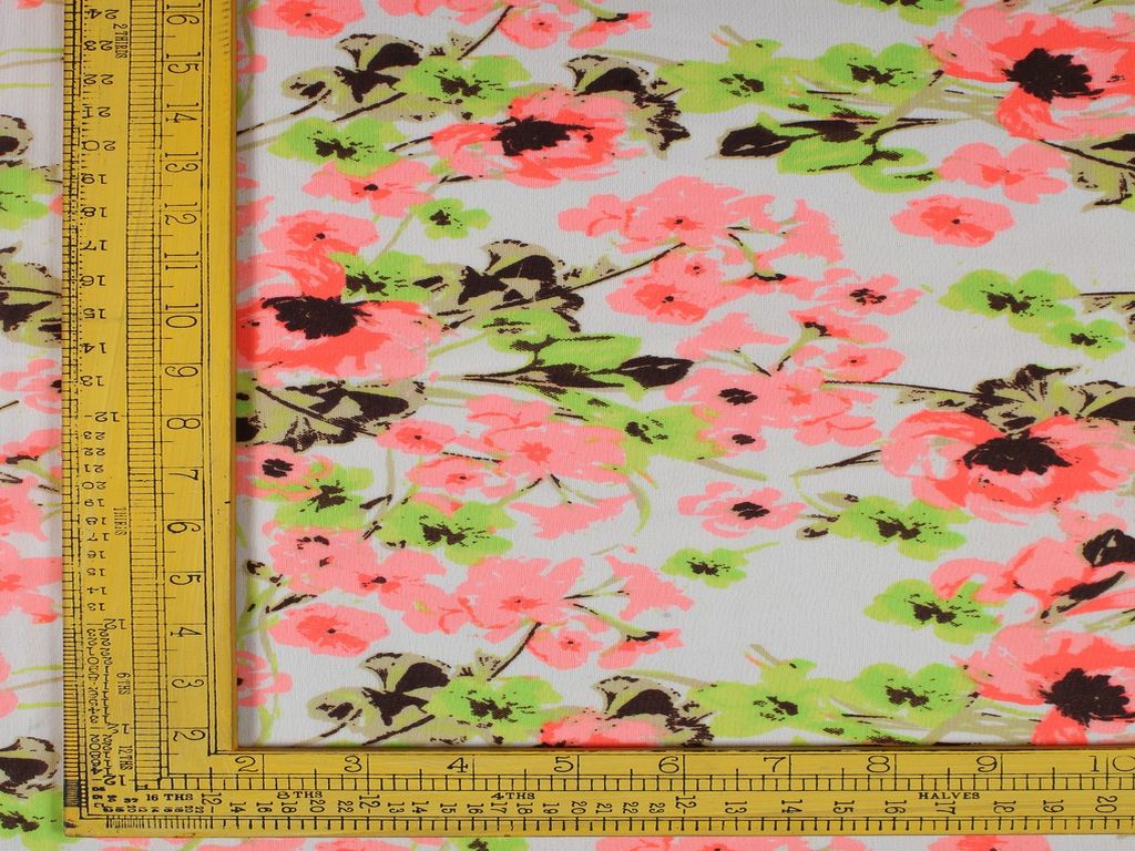 whiteandmulticolorfloraldesign3polyestergeorgettefabric