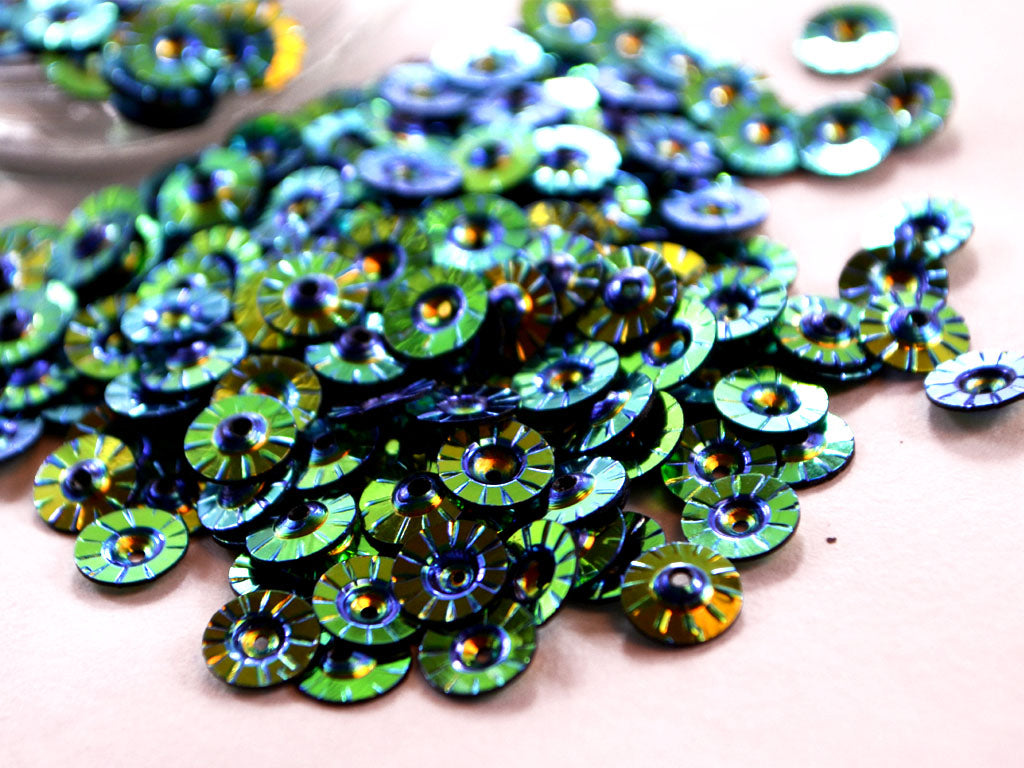 green-golden-dual-colour-3d-circular-plastic-sequins (1581781319714)