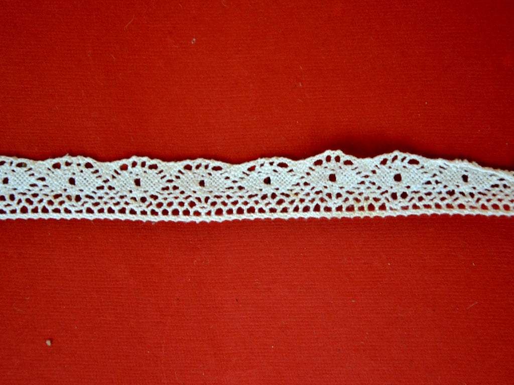 Off White Pattern L-85 Dyeable Cotton Crochet Lace