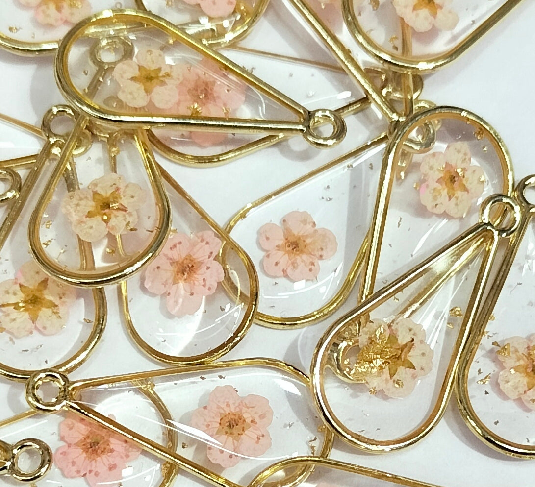 Peach Drop Shaped Floral Design Resin Pendants with One Hole