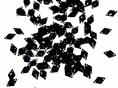 black-kite-2-hole-plastic-sequins