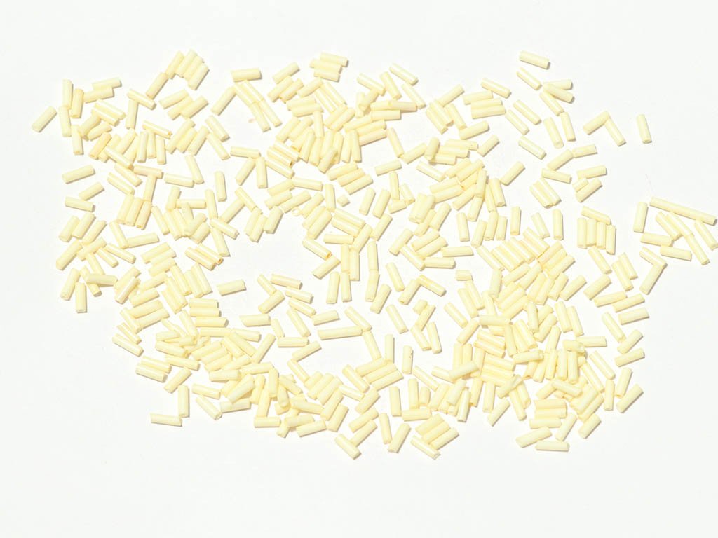 pale-yellow-pipe-bugle-glass-seed-beads