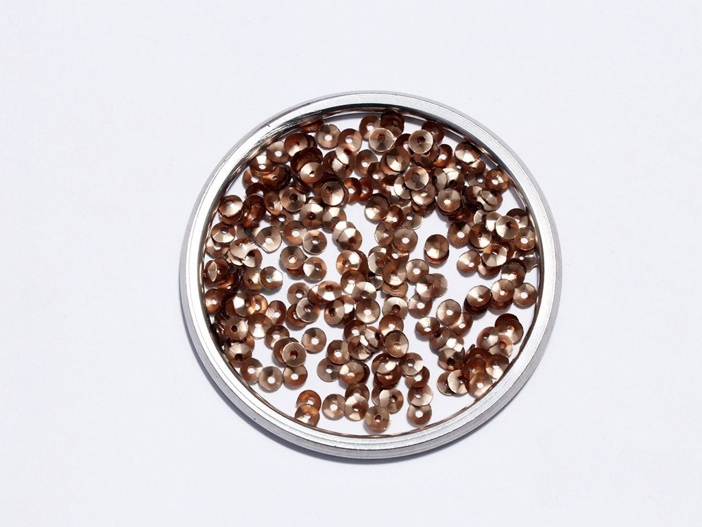 copper-centre-hole-circular-flat-plastic-sequin-5-mm