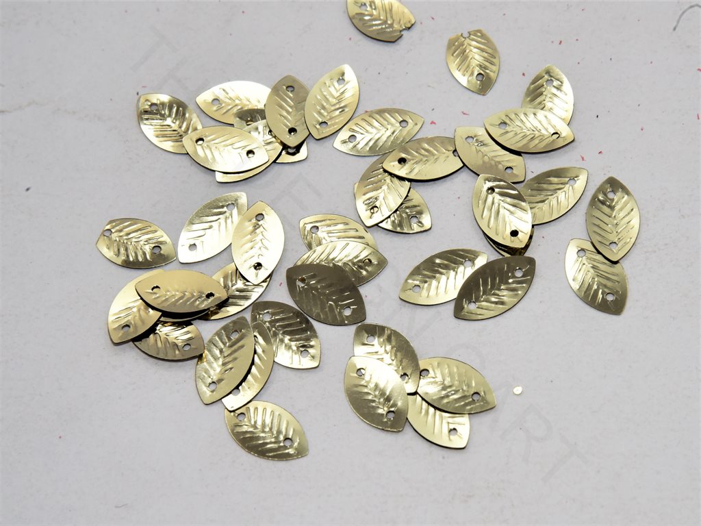 metallic-silver-leaf-shaped-plastic-sequins (1581782499362)