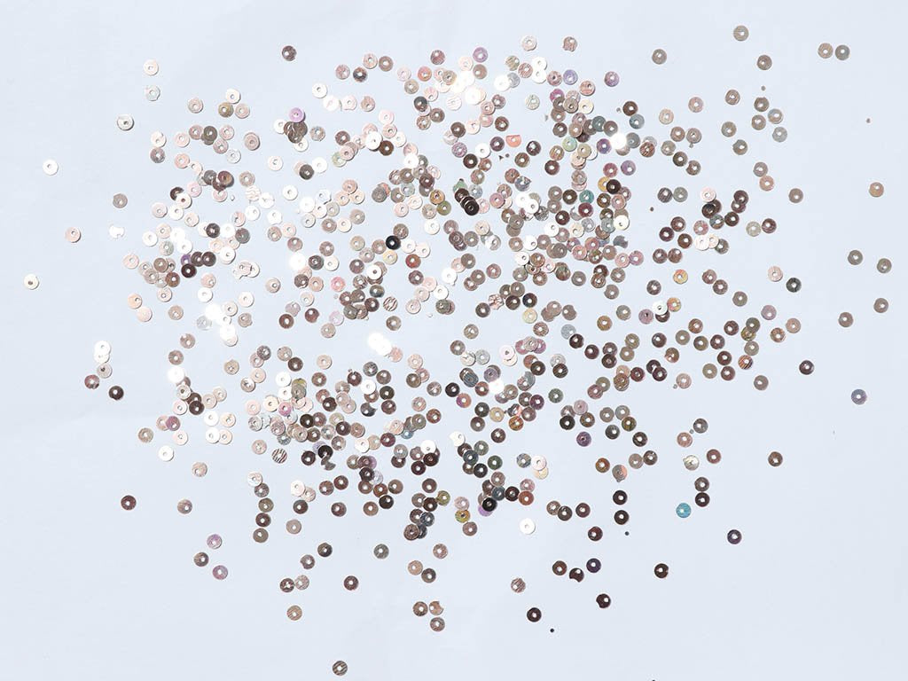dark-copper-circular-plastic-sequins-4-mm