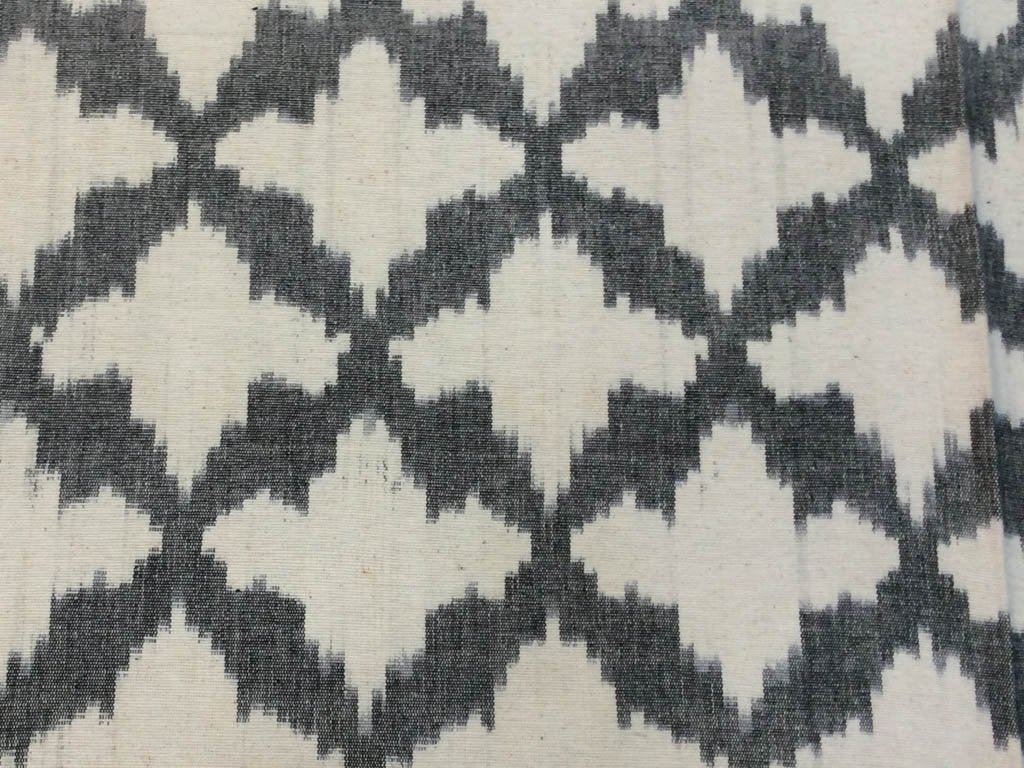 dark-gray-white-abstract-printed-thick-cotton-ikat-fabric
