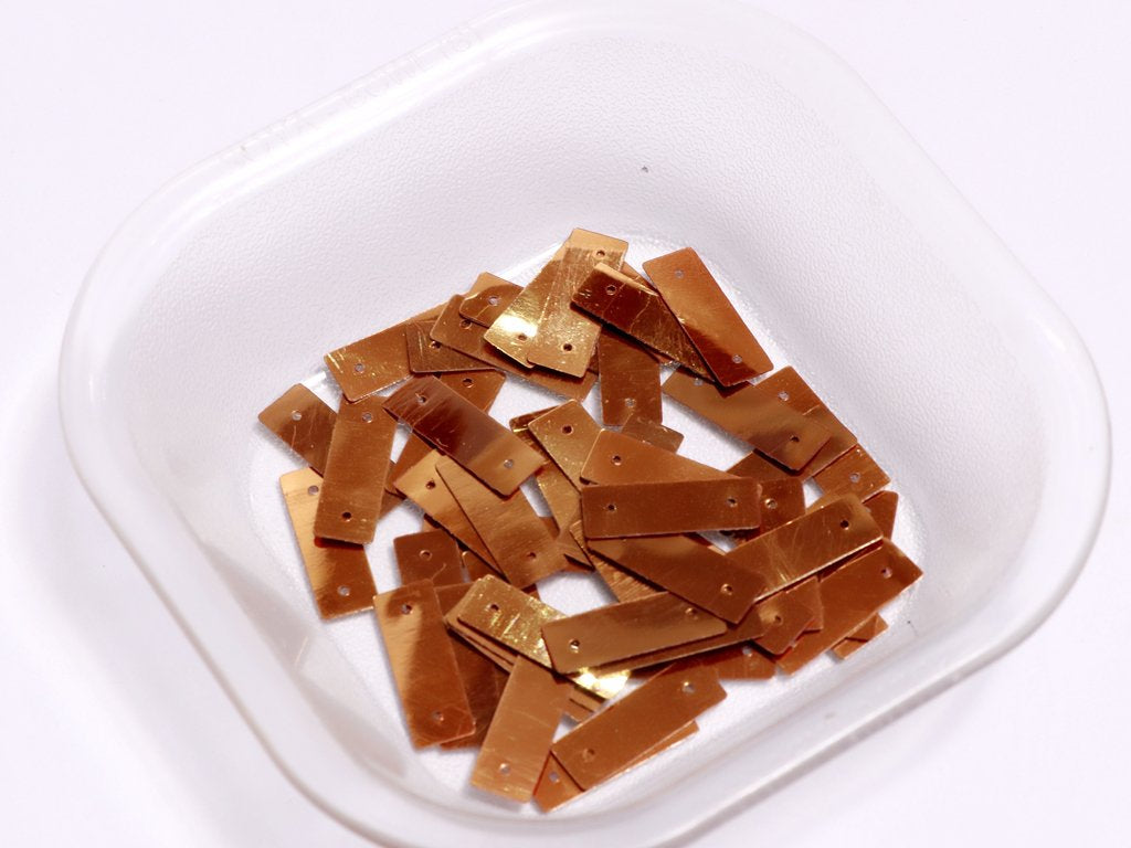 golden-two-hole-rectangular-plastic-sequins