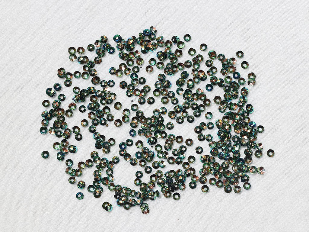 green-bowl-plastic-sequins-3-mm