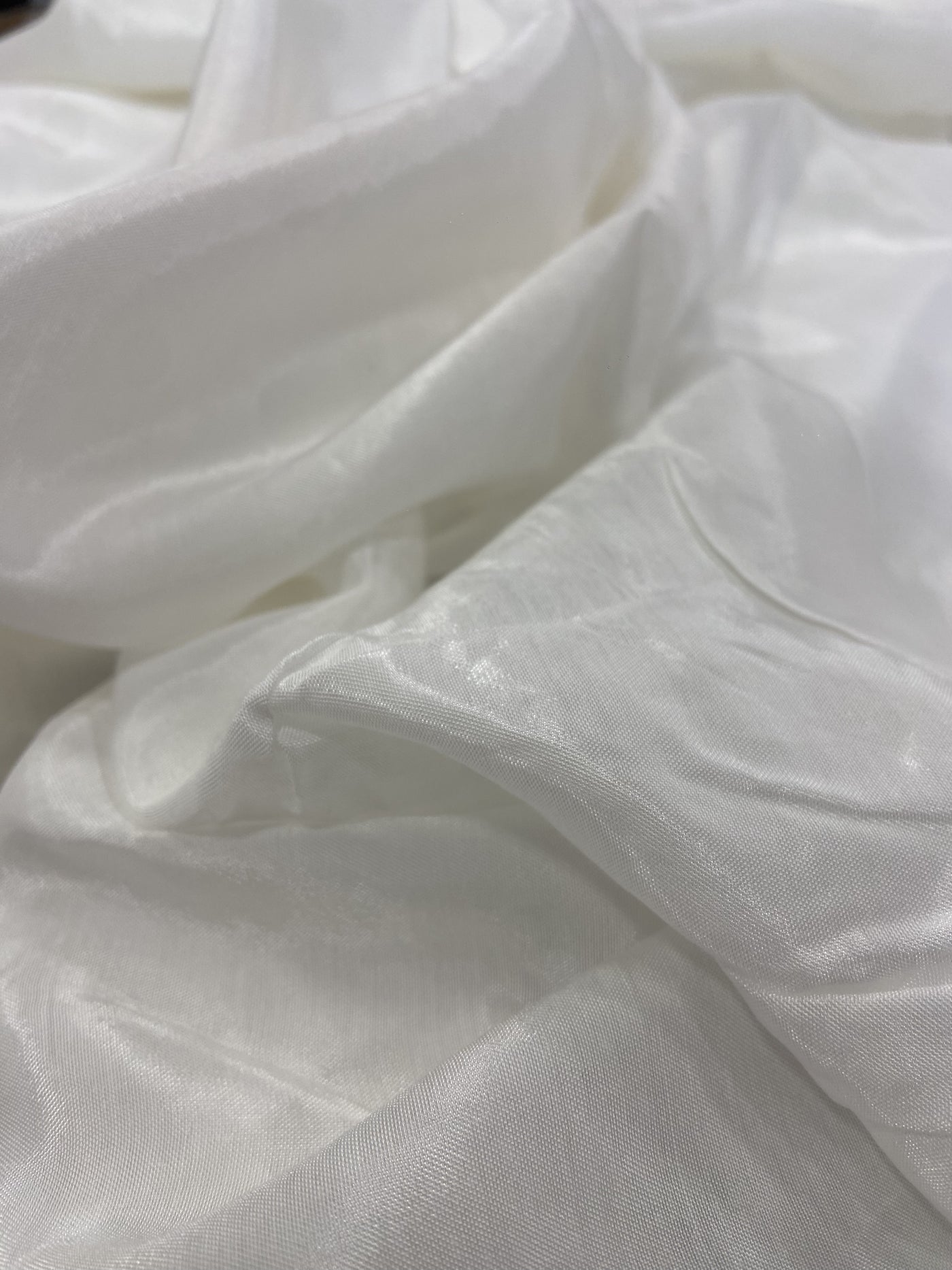Pure White Plain Viscose Dyeabale Muslin Fabric (Wholesale)