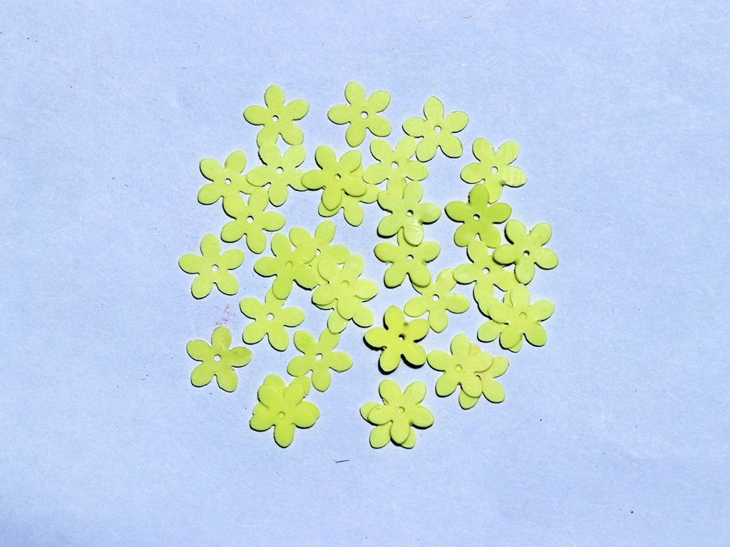 lemon-yellow-centre-hole-flower-plastic-sequins-10-mm