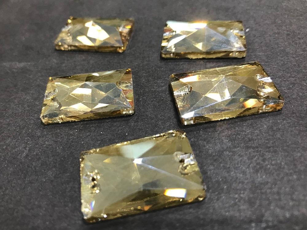 Light Golden Rectangular Glass Stones (25x18 mm) (Wholesale)