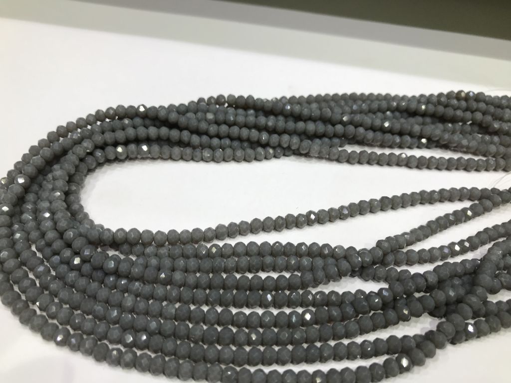 light-green-opal-tyre-glass-beads