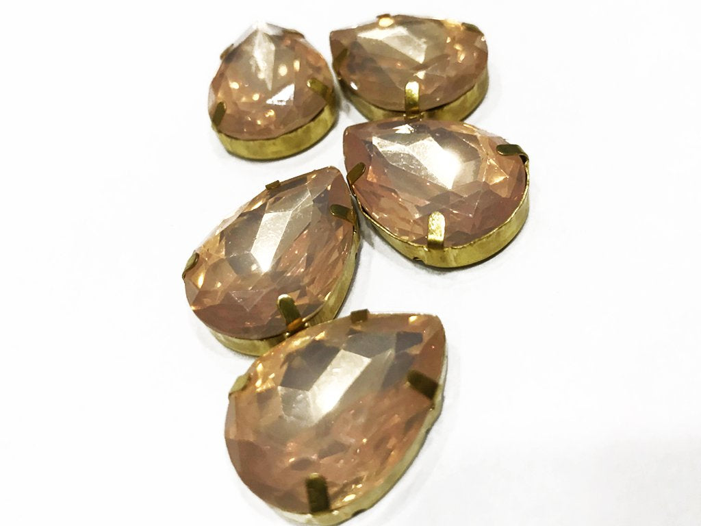 कैचर के साथ हल्के गुलाबी ओपल ड्रॉप रेज़िन स्टोन (25x18 मिमी) (थोक)