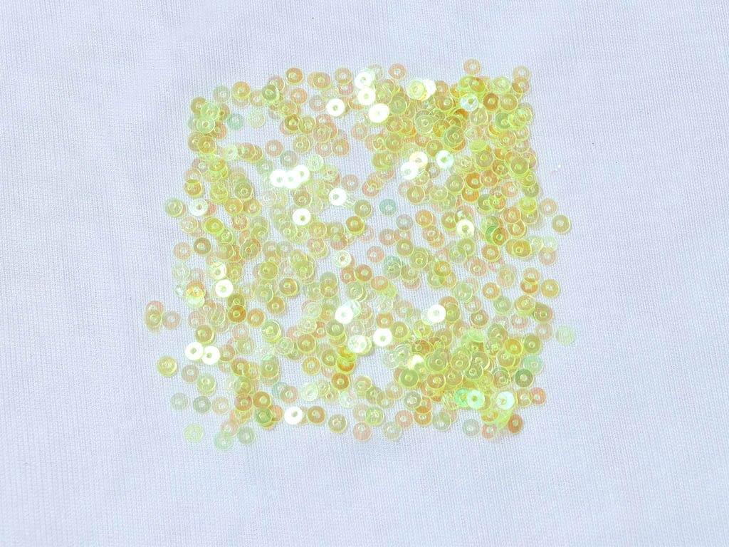 light-yellow-circular-plastic-sequins-4-mm