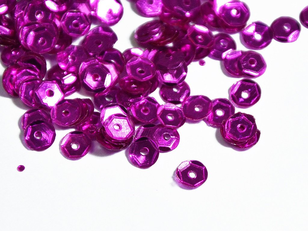 magenta-pink-circular-round-plastic-sequins
