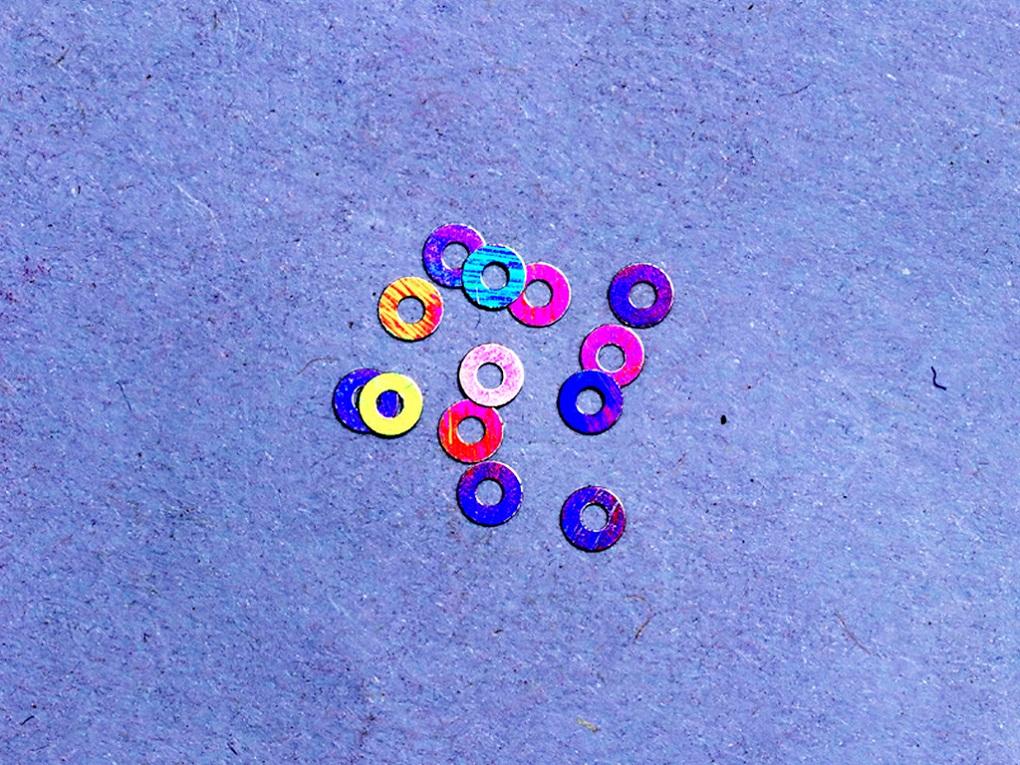 multicolor-centre-hole-circular-flat-plastic-sequins-4-mm