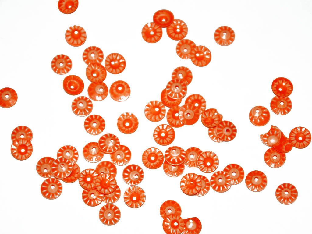 orange-designer-circular-1-hole-plastic-sequins