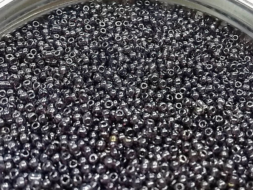 purple-transparent-lustre-round-rocaille-glass-seed-beads