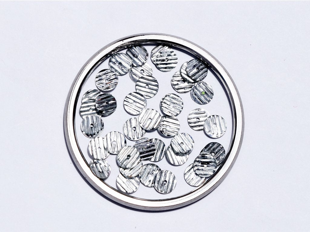silver-center-hole-circular-designer-plastic-sequins-10-mm