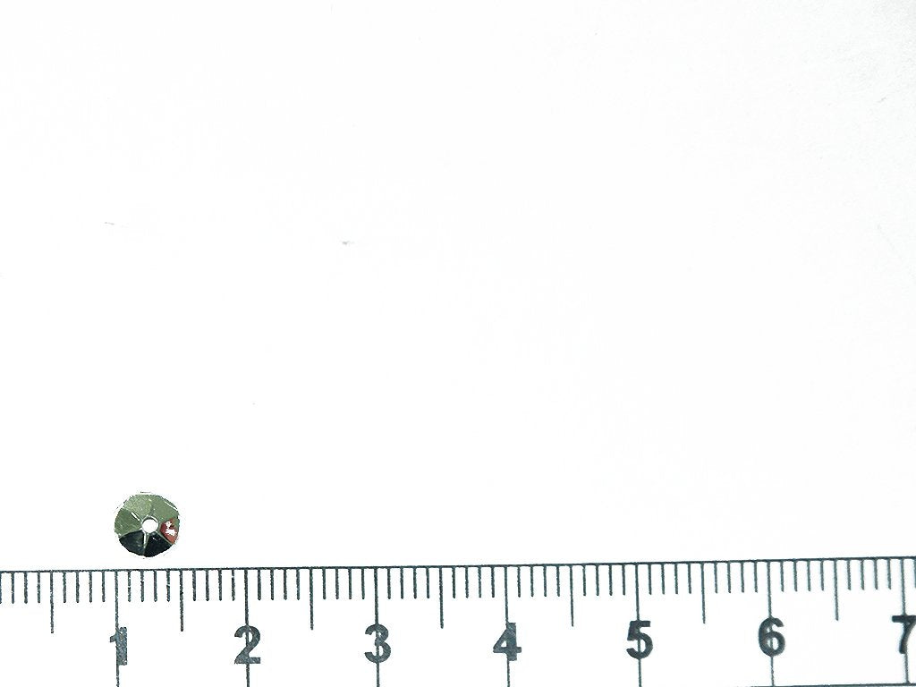 silver-round-circular-plastic-sequins